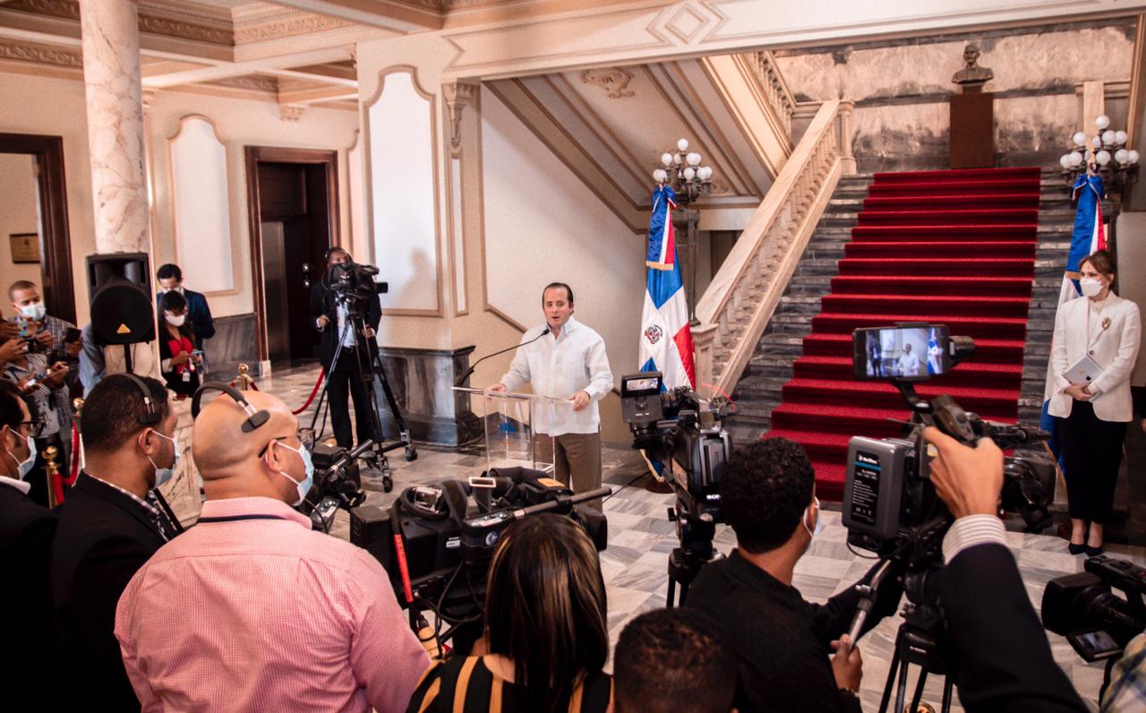 Ministerio Administrativo De La Presidencia Lanza Premio Nacional De