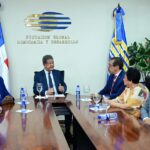 Leonel Fernández recibe en Funglode a Jorge Asjana, candidato a rector de la UASD