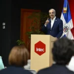 Abinader anuncia en INTEC la reducción histórica de la pobreza al 15.3 % 