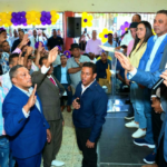 Danilo Medina proclama el retorno del PLD al poder en 2028 y recibe a nuevos dirigentes