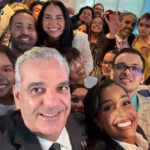 Presidente Abinader anuncia 300 becas para jóvenes dominicanos residentes en Nueva York