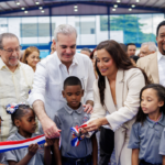 Presidente Luis Abinader inaugura el Complejo Educativo y Deportivo Pedro Martínez, en Manoguayabo